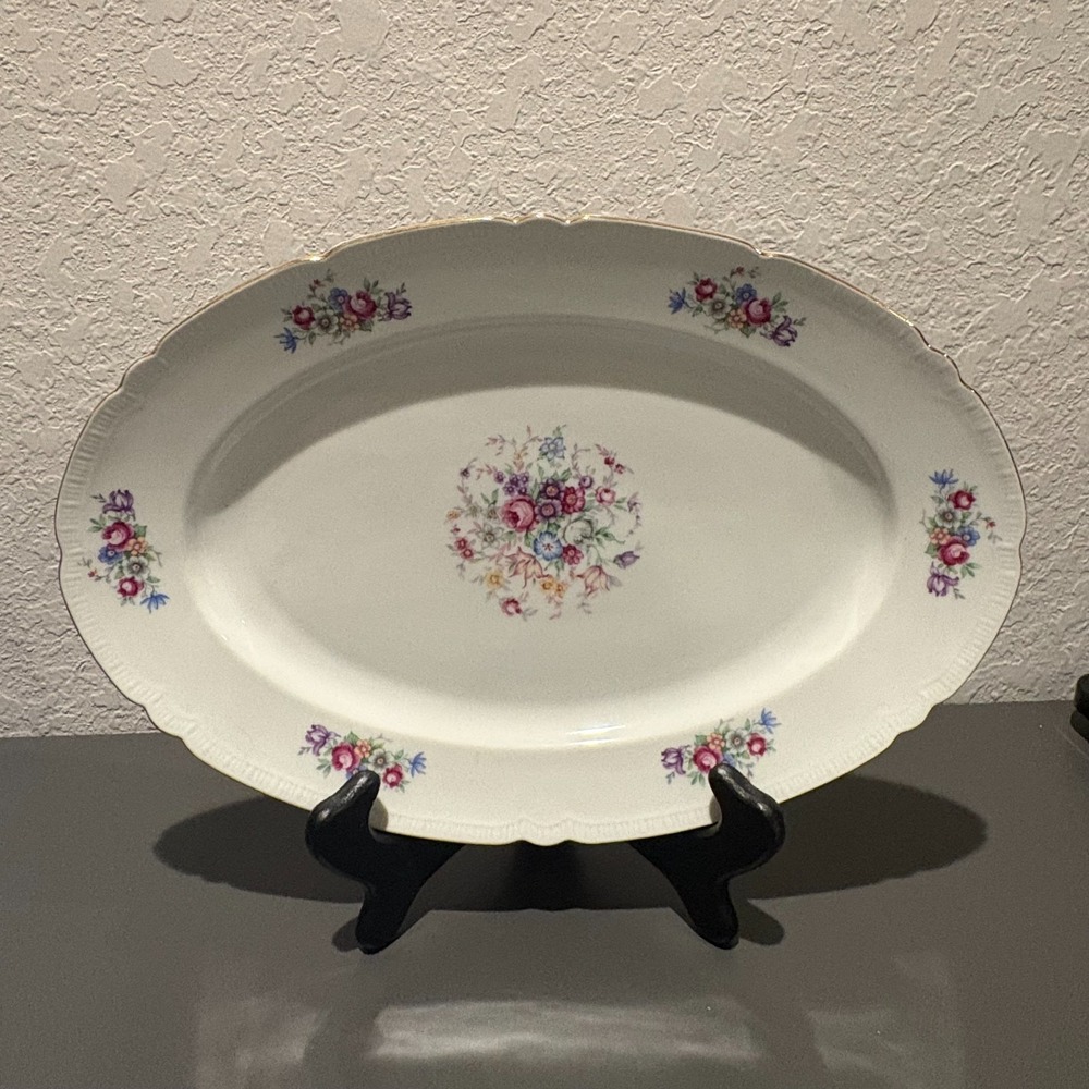Vintage Bouquet Floral Platter Made in Czechoslovakia Scalloped Gold Trim - Picture 1 of 6